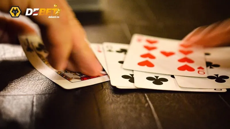 meo choi phom 2 Theo dõi đối thủ và tận dụng mẹo chơi phỏm